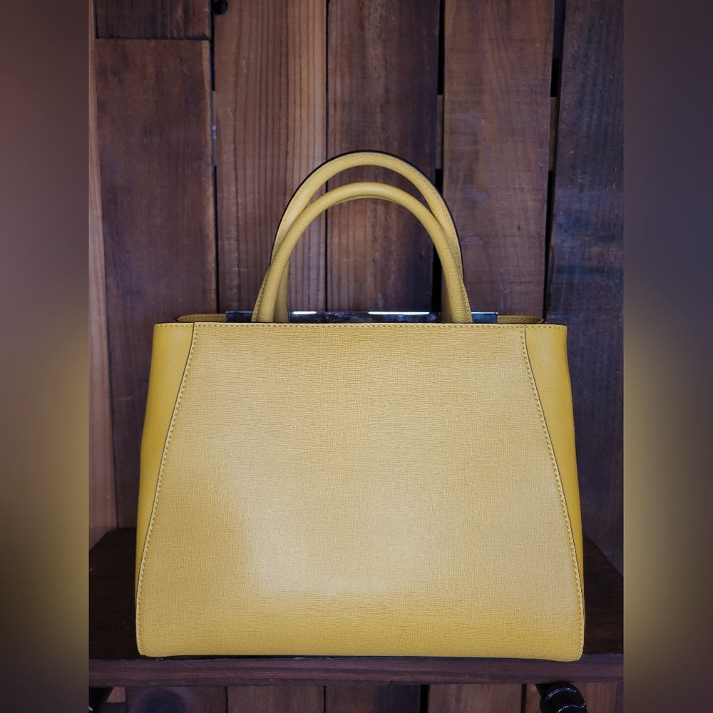 Fendi Leather Petite 2Jours Tote - Picture 5 of 12